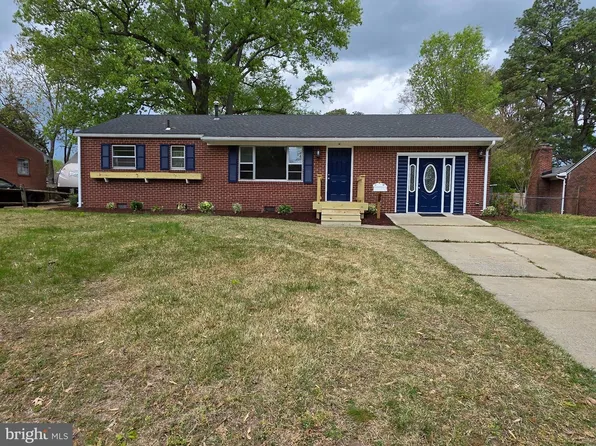 14 Teakwood Dr, Newport News, VA 23601