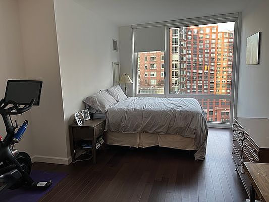5th image of 200 W End Ave APT 18C
