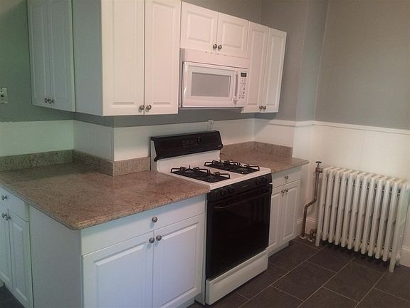 3rd image of 95 Lexington Ave