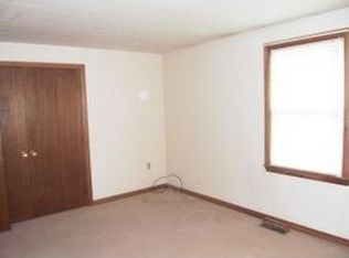 26 Cricket Ln, Concord, NH 03301