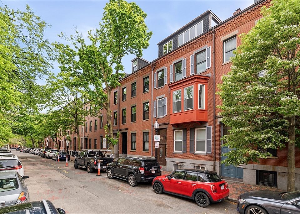 1st image of 36 Hanson St