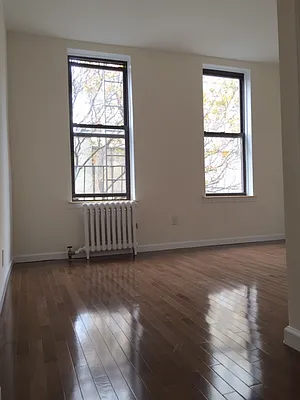 Rented by AJ Clarke | media 32