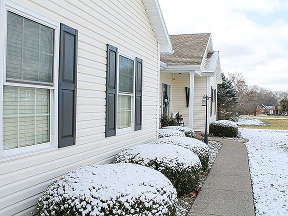 4th image of 1304 Sheffield Dr