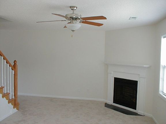 4th image of 1201 A5 Cross Creek Cir