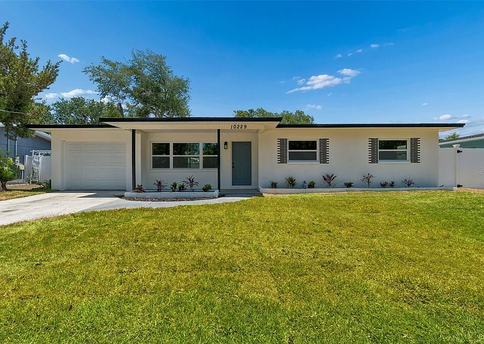 1st image of 10229 N VALLE DRIVE