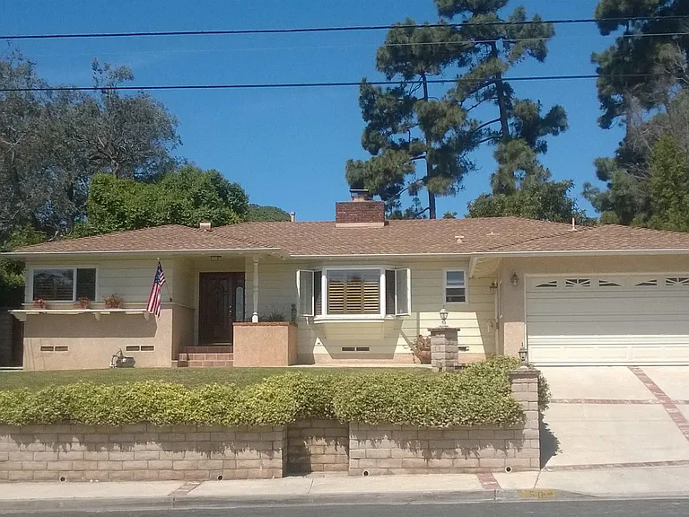 510 Tarento Dr — Photo 1