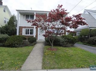 16-01 Morlot Ave, Fair Lawn, NJ 07410