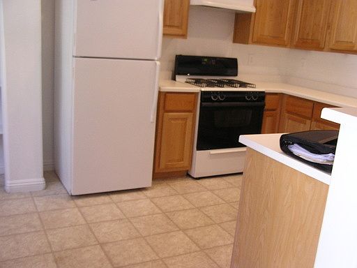 3rd image of 8769 Horizon Wind Ave