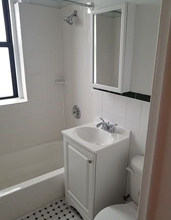 2nd image of 985 E 174th St APT 3E