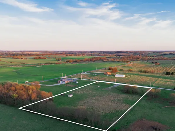 791 E 446th Road, Bolivar, MO 65613