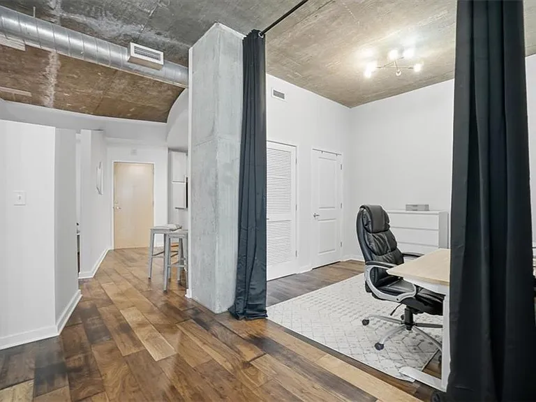 923 Peachtree St NE #1221 — Photo 21