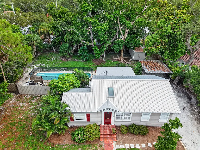 1010 Virginia Dr — Photo 52