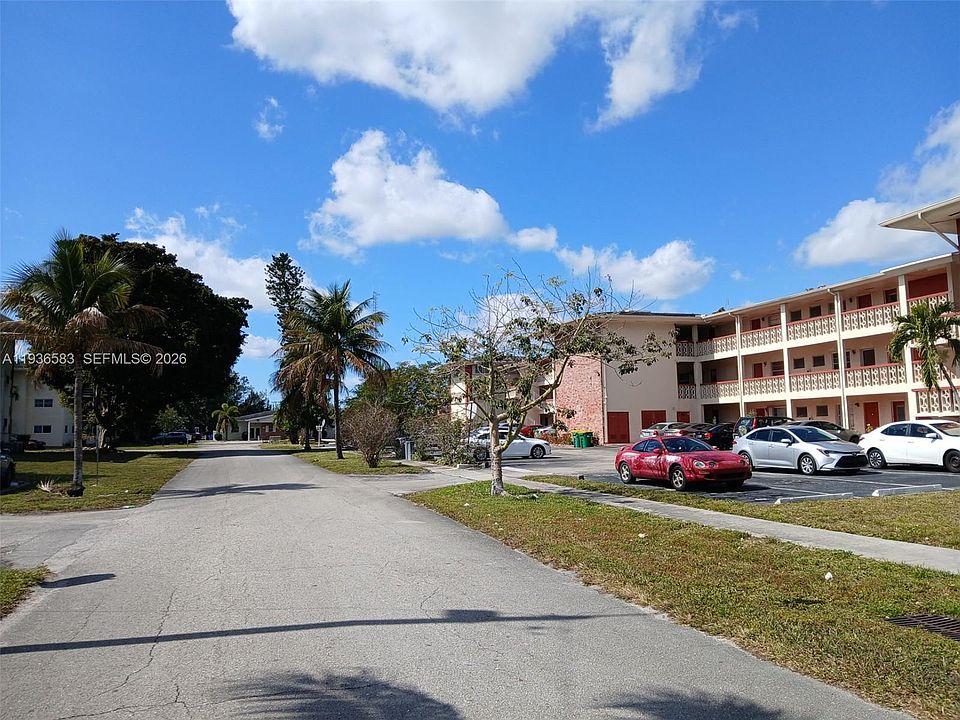 1st image of 4751 NW 10th Ct APT 310