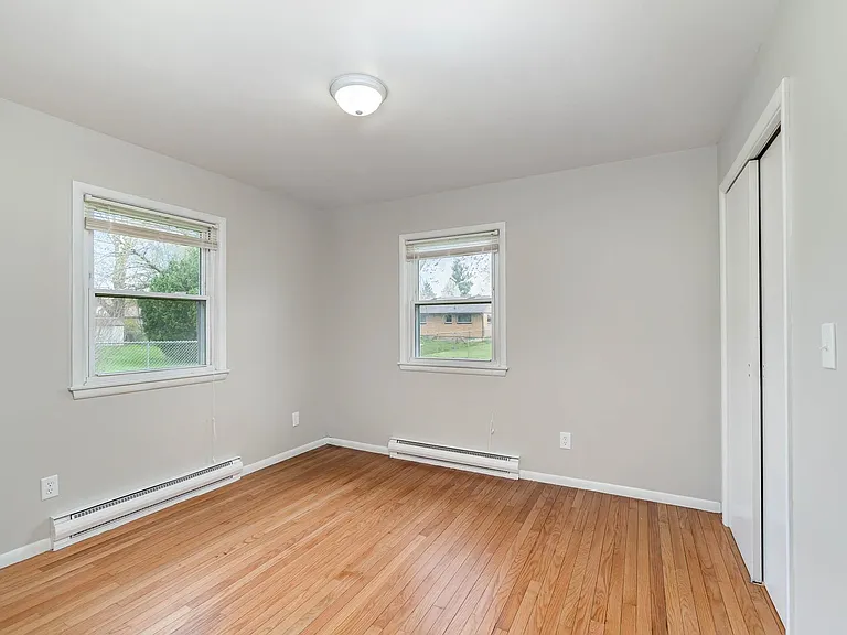 3230 Pasadena Pl — Photo 12