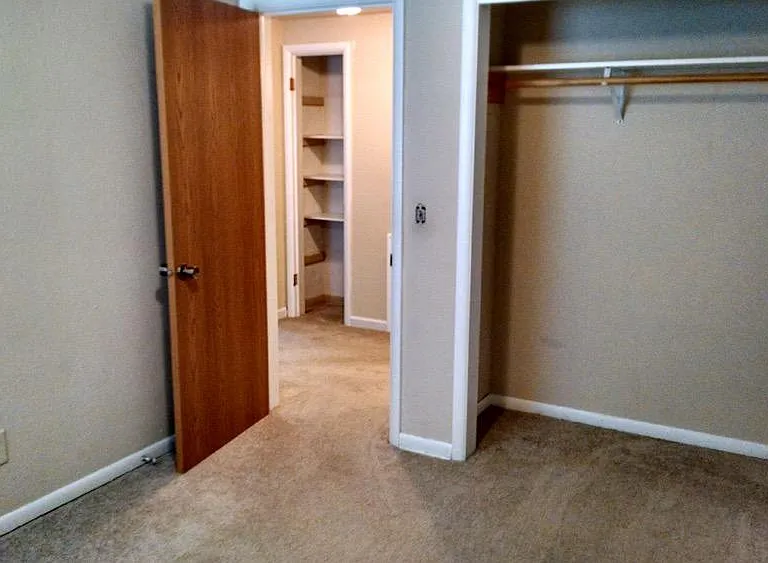 5714 Russett Rd #4 — Photo 11
