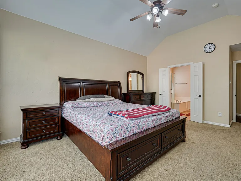 11804 Blackhawk Dr — Photo 13