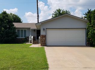 10623 W Nantucket St, Wichita, KS 67212