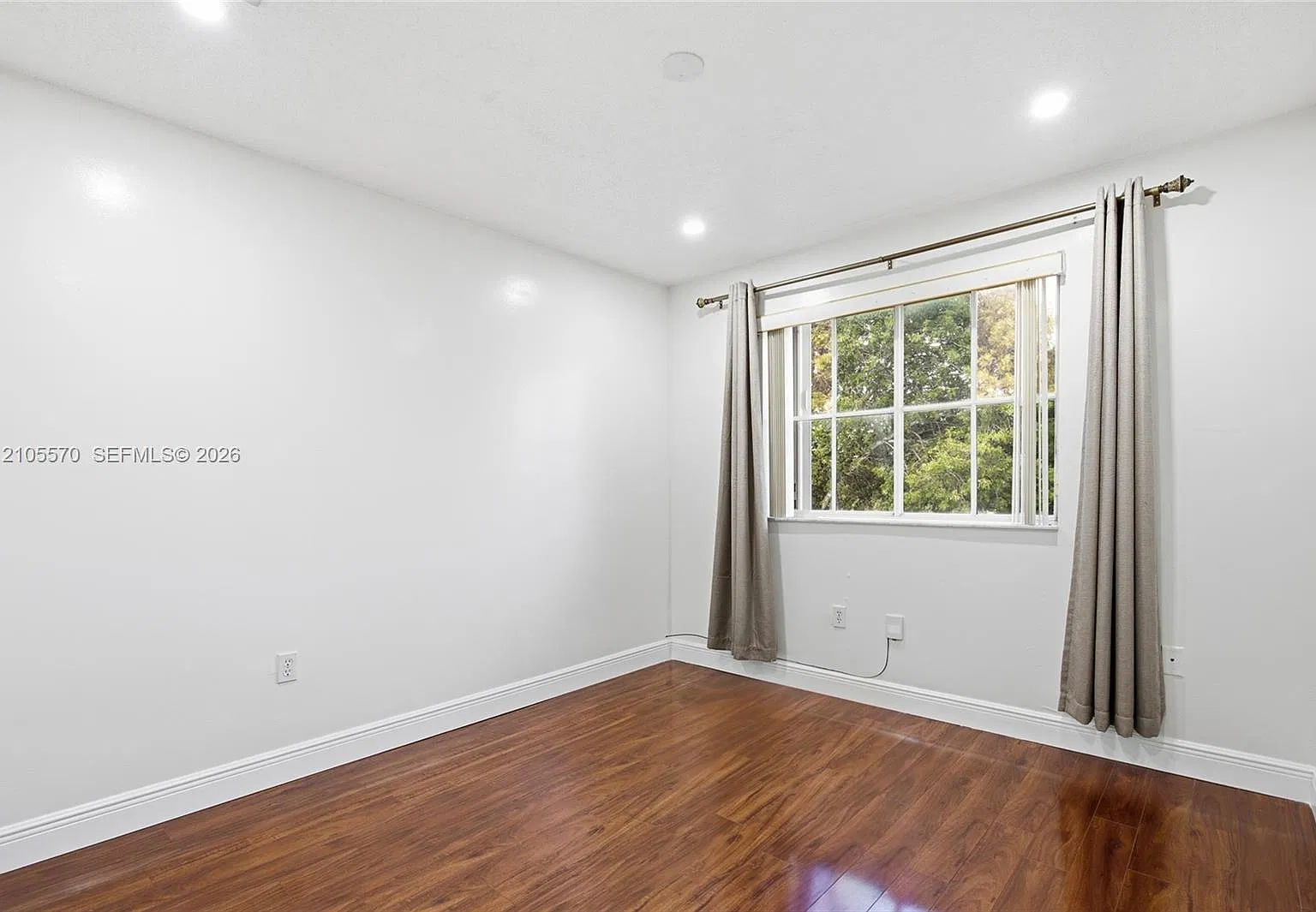 3 bed, 2.5 bath, 1790 sqft, $3,400 — Photo 3