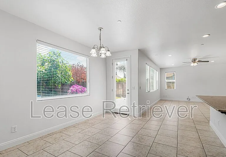 2160 N Stokes Ct — Photo 21