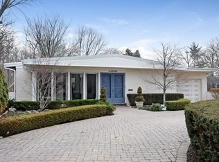 85 Aspen Ln, Glencoe, IL 60022