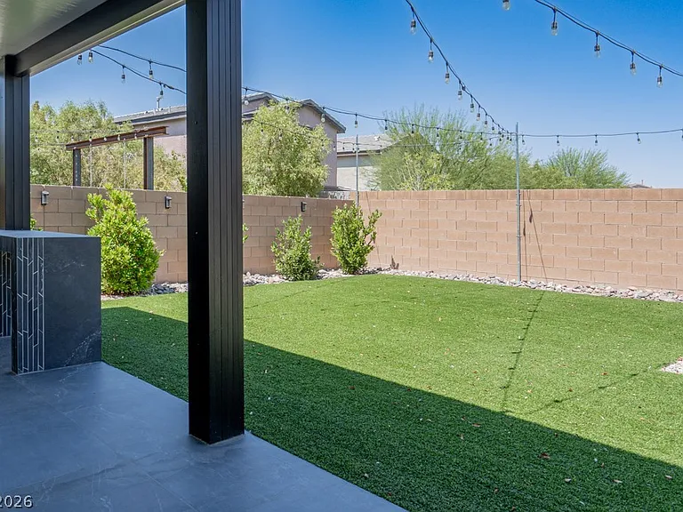 896 Bluebell Brook St — Photo 38