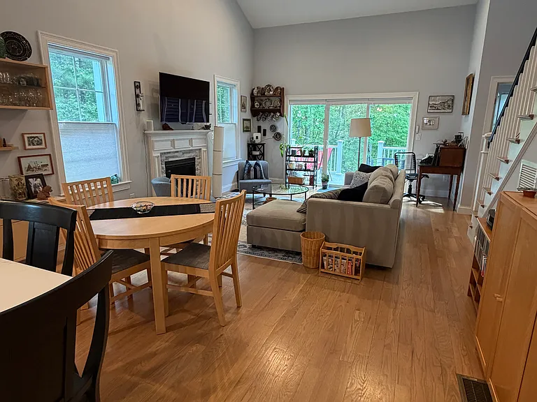 48 Acorn Pl — Photo 8