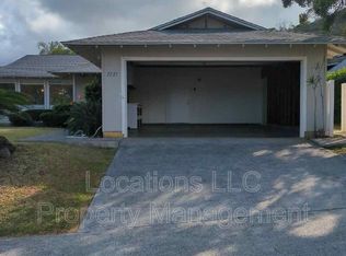 1221 Akiahala St, Kailua, HI 96734
