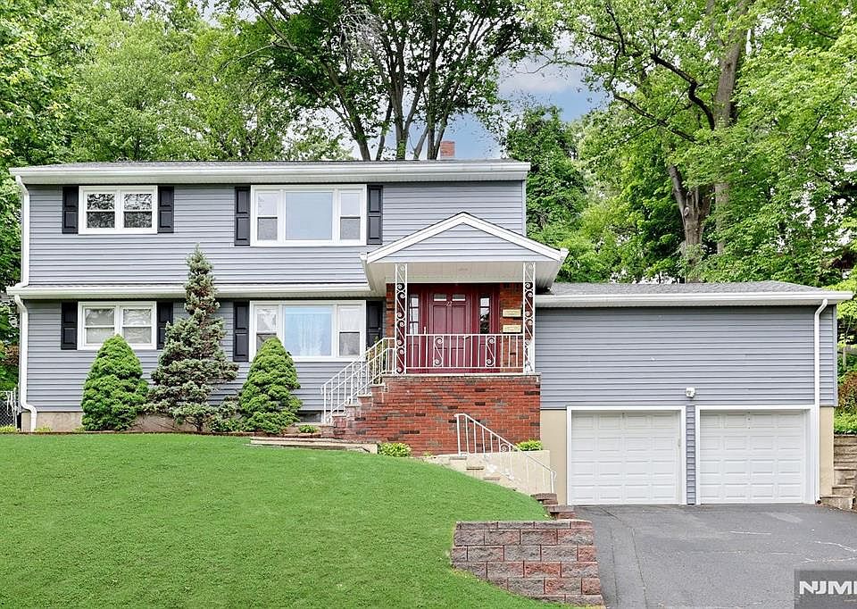 1st image of 22 Mountain Ave