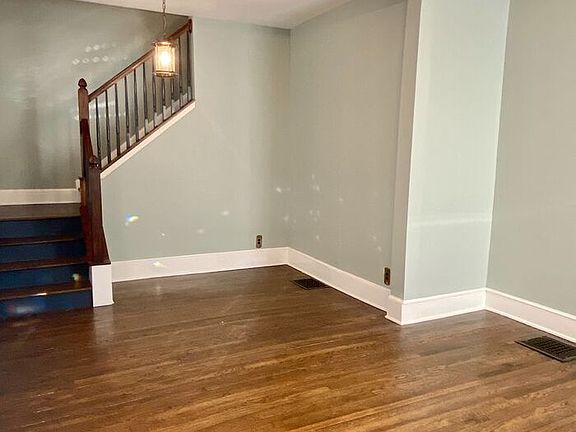 5th image of 3001 Oak St