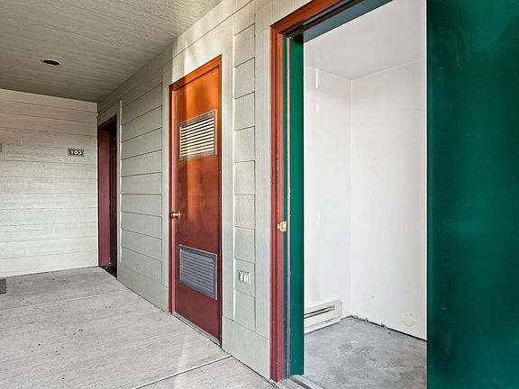 3rd image of 20 Fox Dr Building A