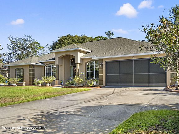 3rd image of 11929 Osprey Ave