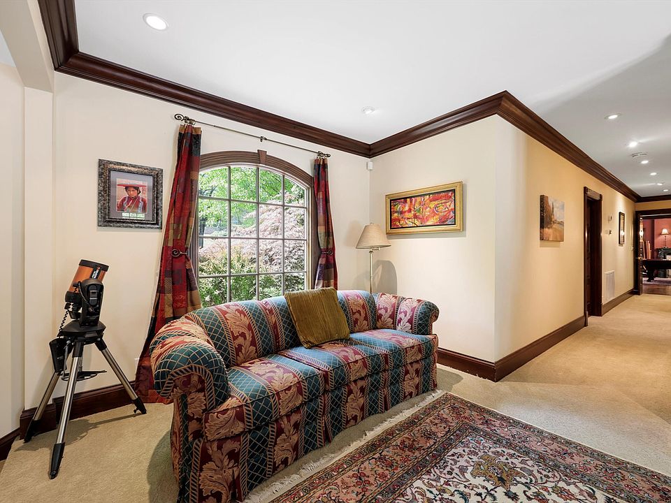 31st image of 1511 Carroll Ln