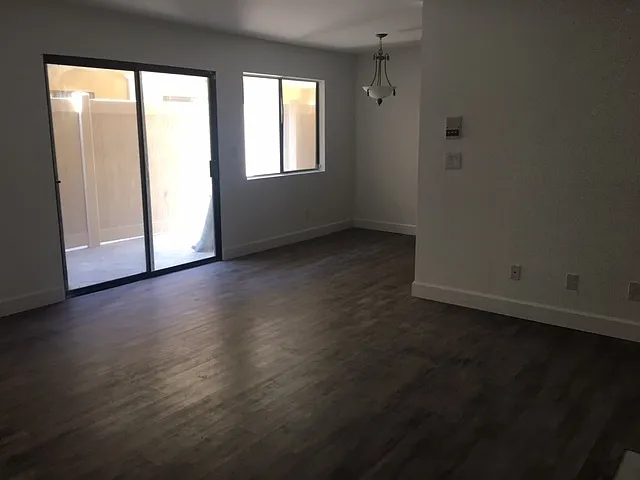 2204 S Beverly Glen Blvd — Photo 19