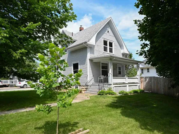 406 Madison St, Williamsburg, IA 52361