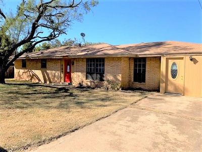 409 N Heights St, Winters, TX, 79567