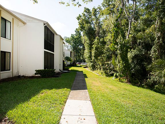 4th image of 3114 Lake Pine Way APT G1
