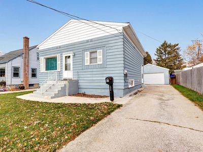 1026 27th St, Two Rivers, WI, 54241