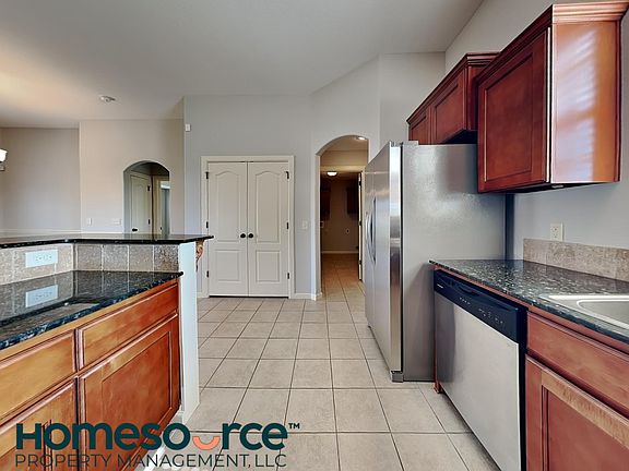 3rd image of 420 Ravenna Dr