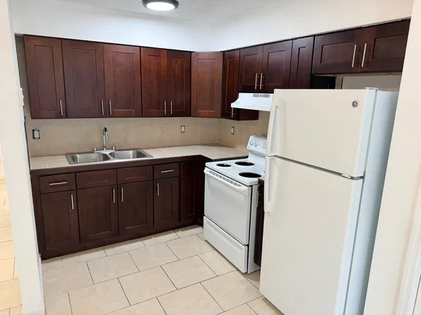 1504 E Sitka St APT A, Tampa, FL 33604