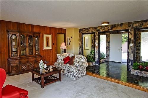 2nd image of 348 Raymundo Dr