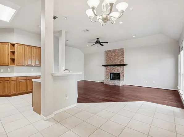 1433 Brazos Blvd, Lewisville, TX 75077