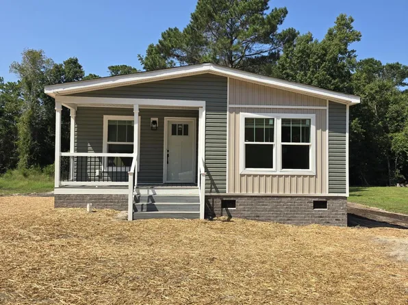 106 Dundee Trail, Holly Ridge, NC 28445