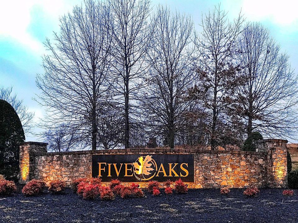 1st image of 622 Five Oaks Blvd