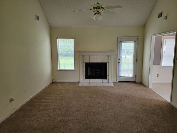 3rd image of 3608 Crawfordville Dr
