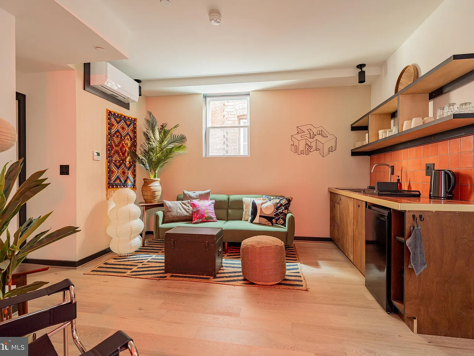 1 bed, $1,410 — Photo 1