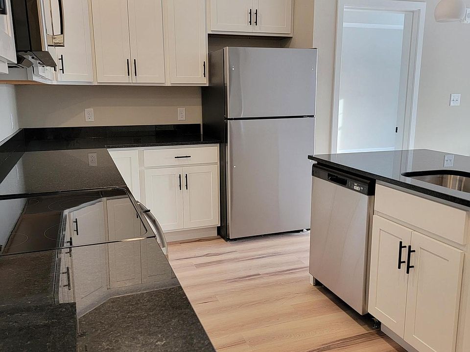 23 Prentice St North Grafton, MA, 01536 Apartments for Rent Zillow