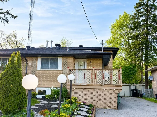 22 Charlbrook Ave, Barrie, ON L4M 2Y4