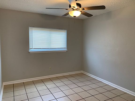 3rd image of 709 Quetzal St #1