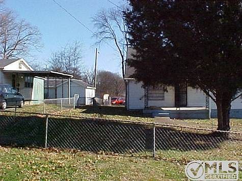 2nd image of 106 McArthur Dr