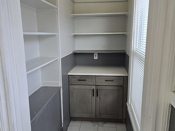 5th image of 54 Woodland St APT 3